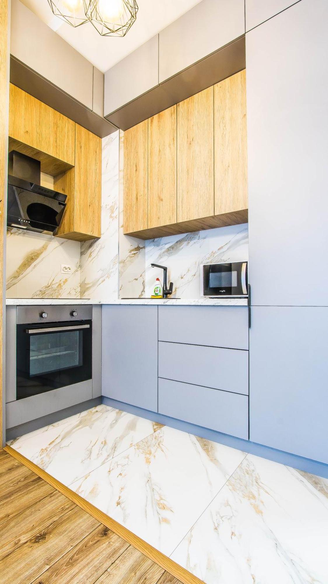 Apartment & Mihai Bravu *